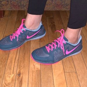 Nike Sneakers